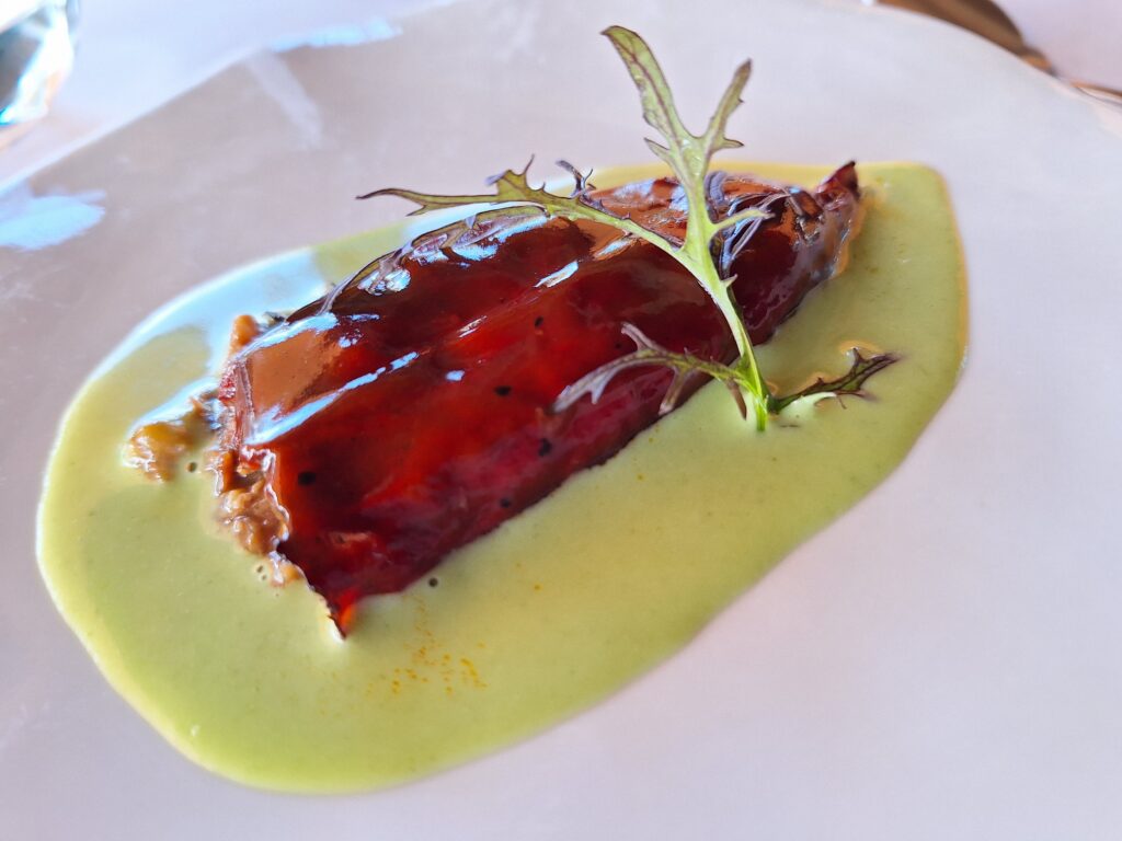 Pepper stuffed with duck foie and pickled piparras